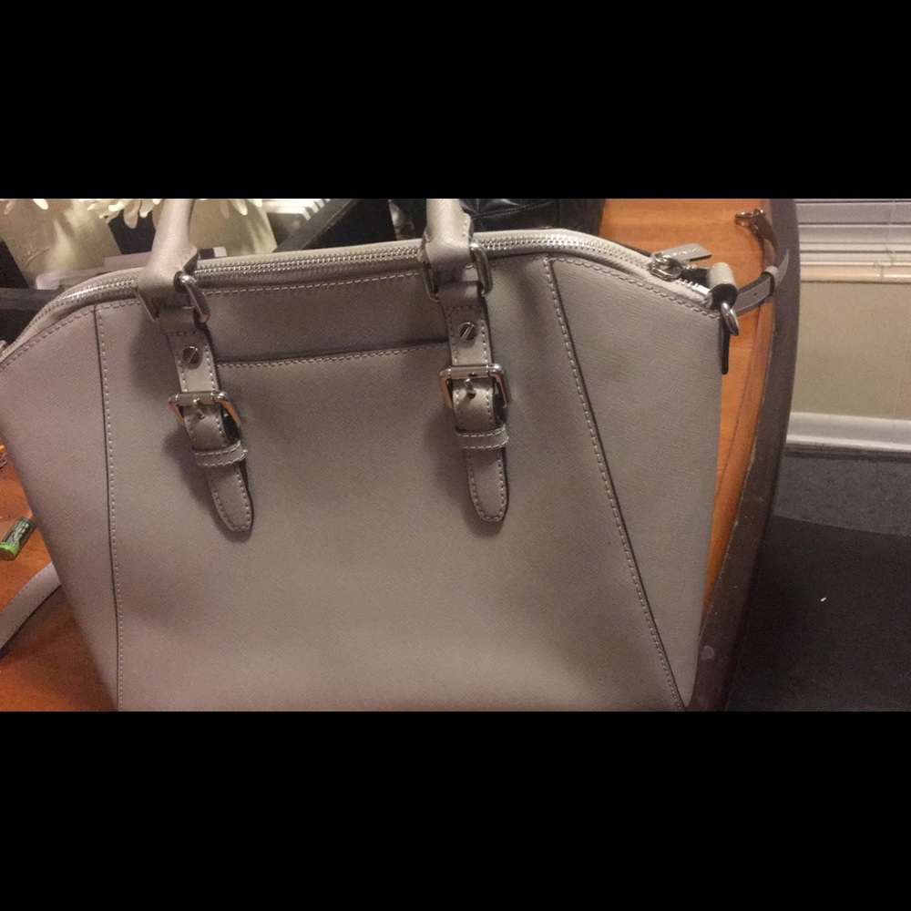 Michae Kors purse and wristlet set silver-finish - Picture 2 of 6